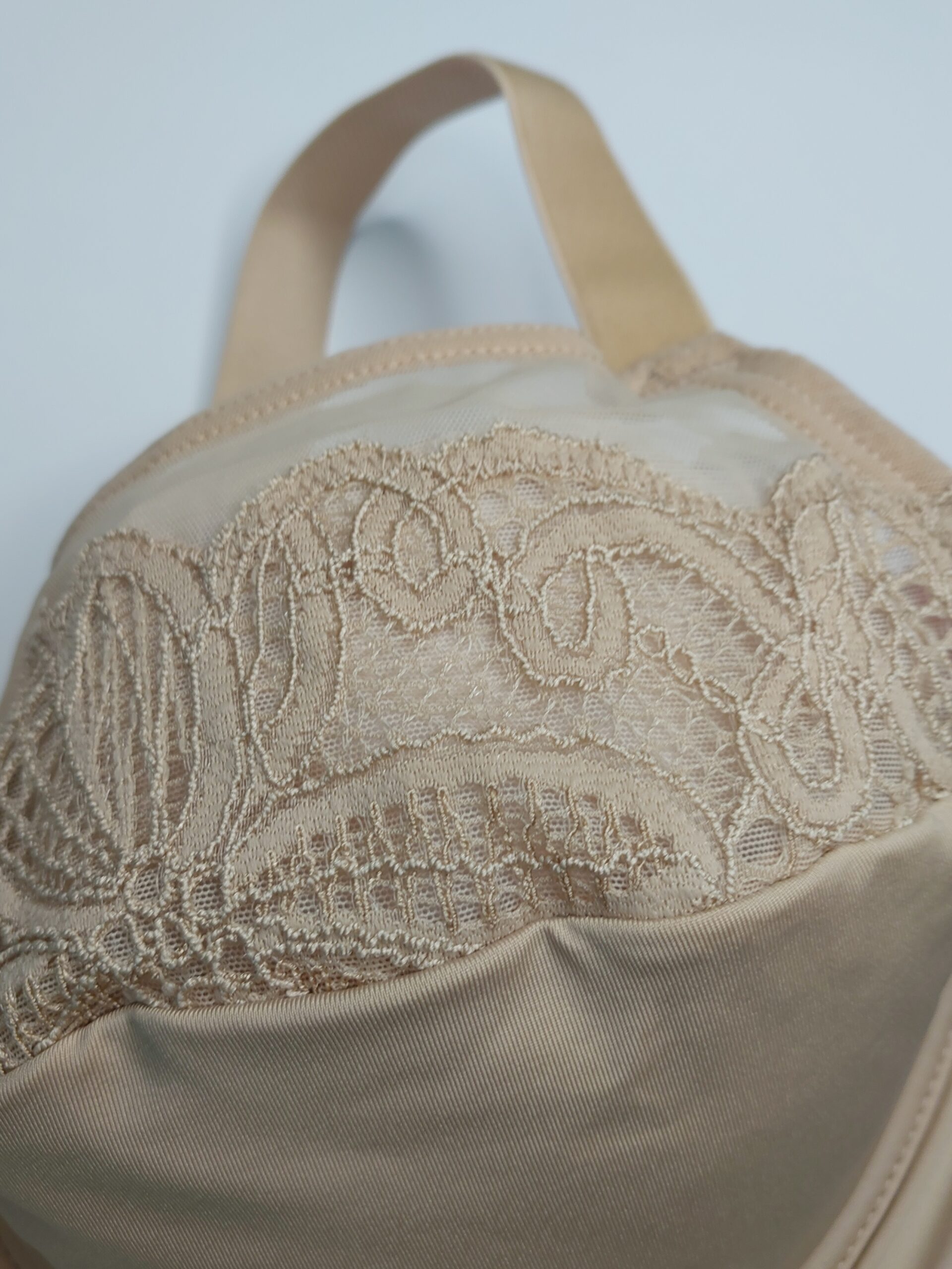 Wygodny biustonosz miękki Lepel miseczka C D - obrazek 6